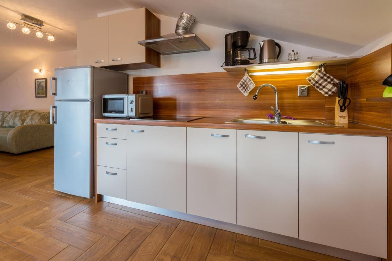 Apartamento Jasminka Loncaric Crikvenica Exterior foto