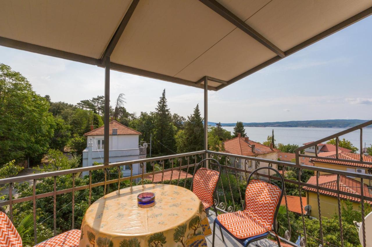 Apartamento Jasminka Loncaric Crikvenica Exterior foto