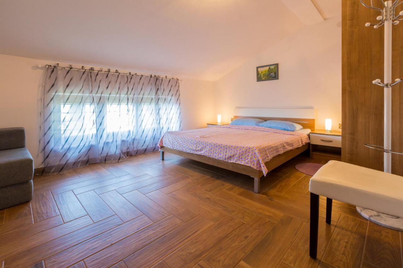 Apartamento Jasminka Loncaric Crikvenica Exterior foto